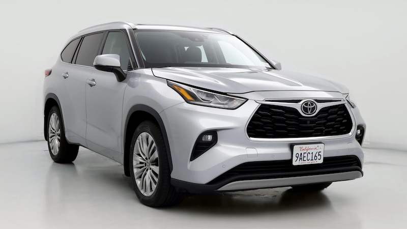 2022 Toyota Highlander Platinum Hero Image