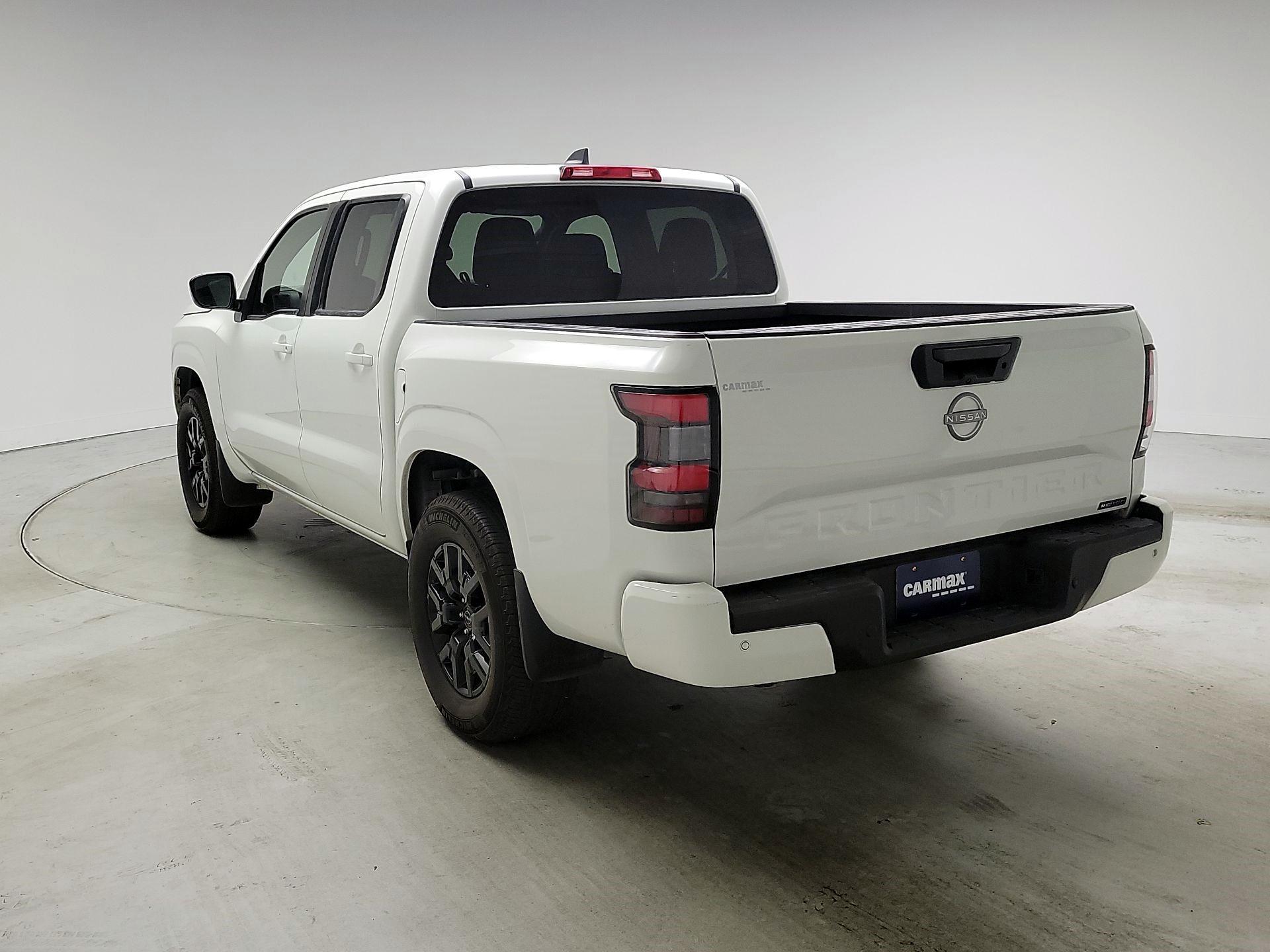 Thumbnail: 2023 Nissan Frontier - 7