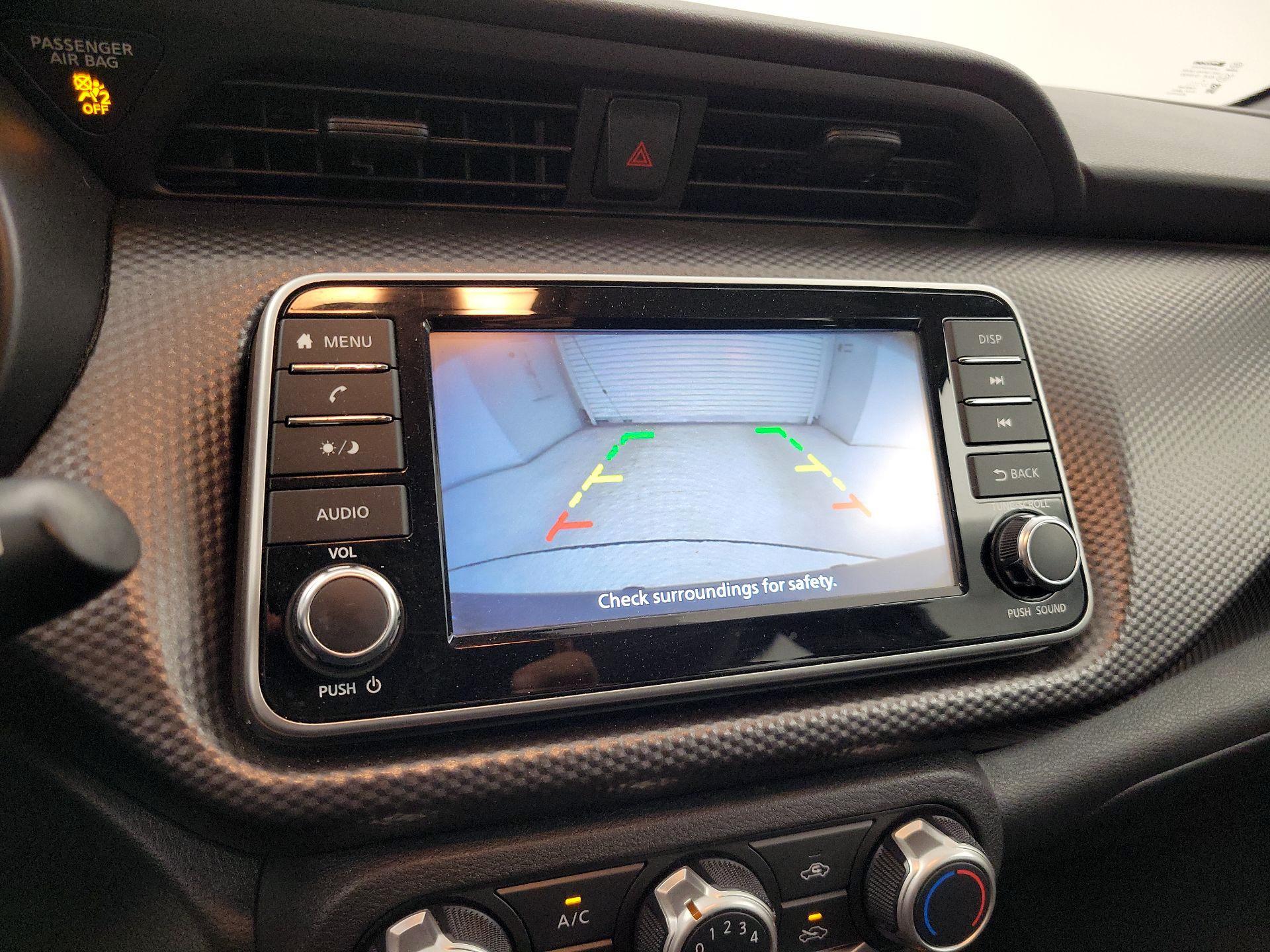 Thumbnail: 2020 Nissan Kicks - 14