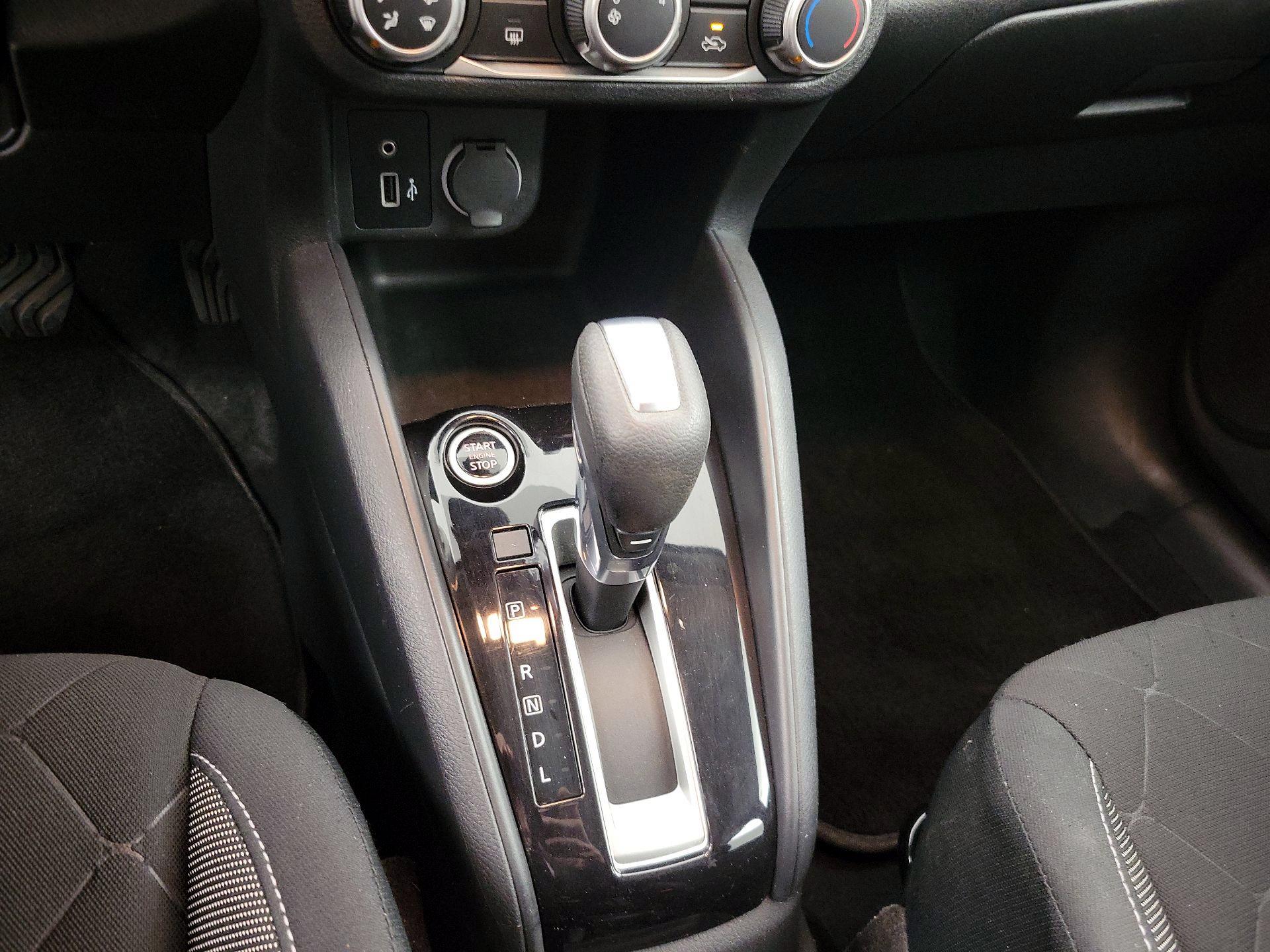 Thumbnail: 2020 Nissan Kicks - 17