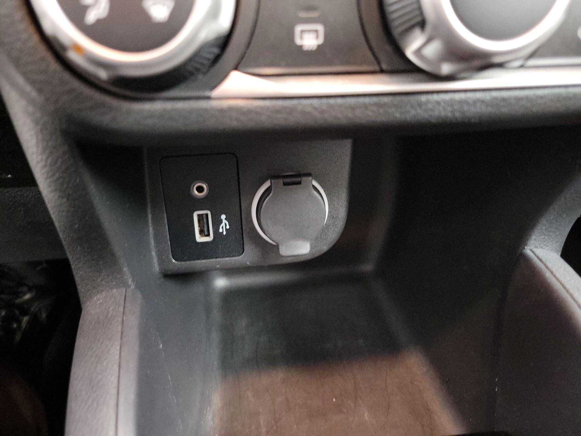 Thumbnail: 2020 Nissan Kicks - 18