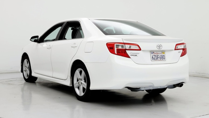 2013 Toyota Camry SE 2