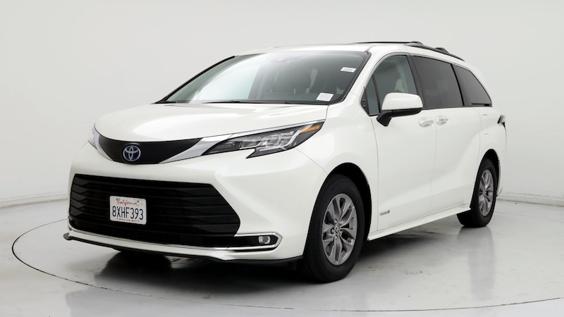 2021 Toyota Sienna XLE 4