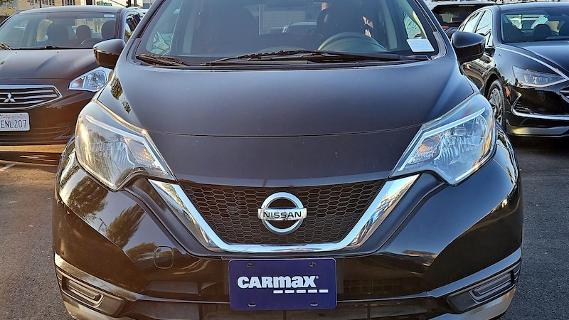 2018 Nissan Versa Note S 2