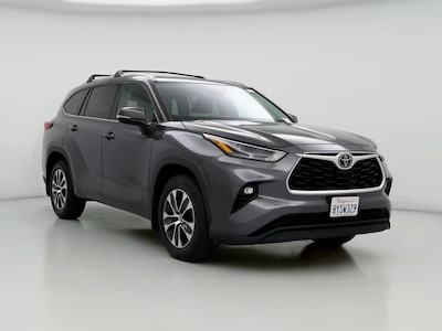 2022 Toyota Highlander XLE -
                Los Angeles, CA