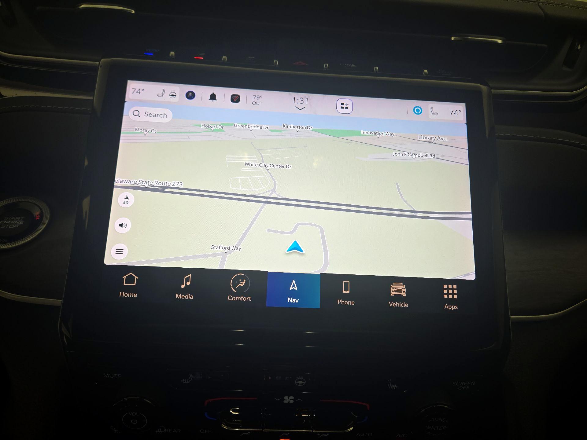 Thumbnail: 2022 Jeep Grand Cherokee - 14