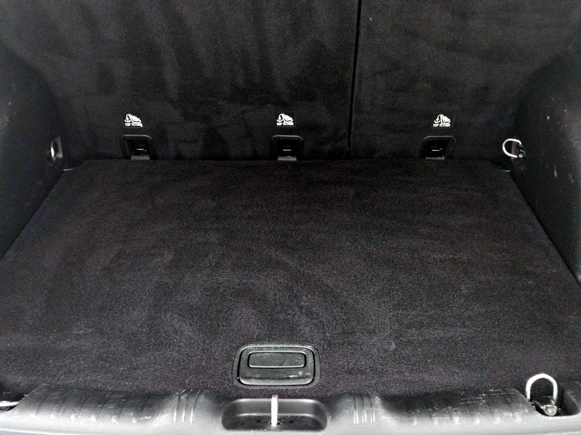 Thumbnail: 2020 Jeep Compass - 20