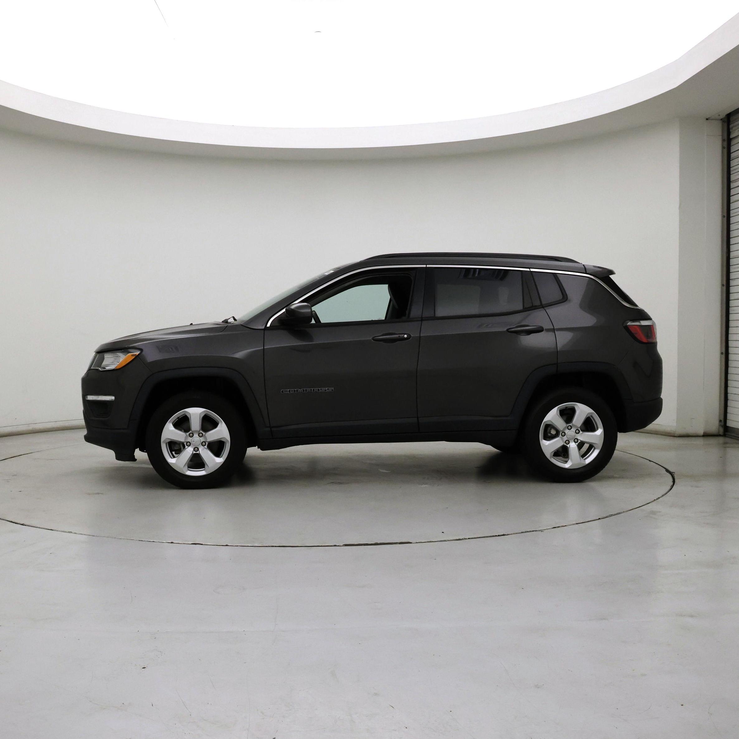 Thumbnail: 2020 Jeep Compass - 3