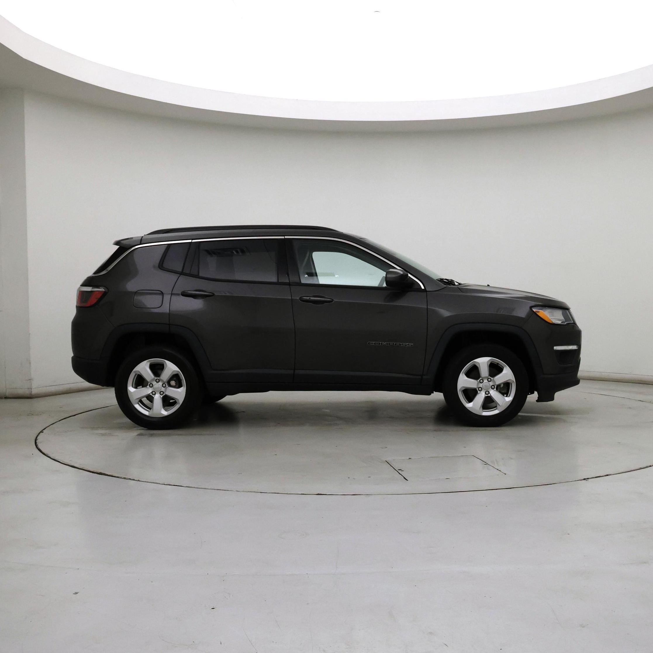 Thumbnail: 2020 Jeep Compass - 7