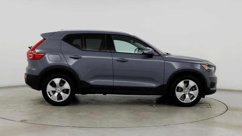 2021 Volvo XC40 T5 Momentum 7