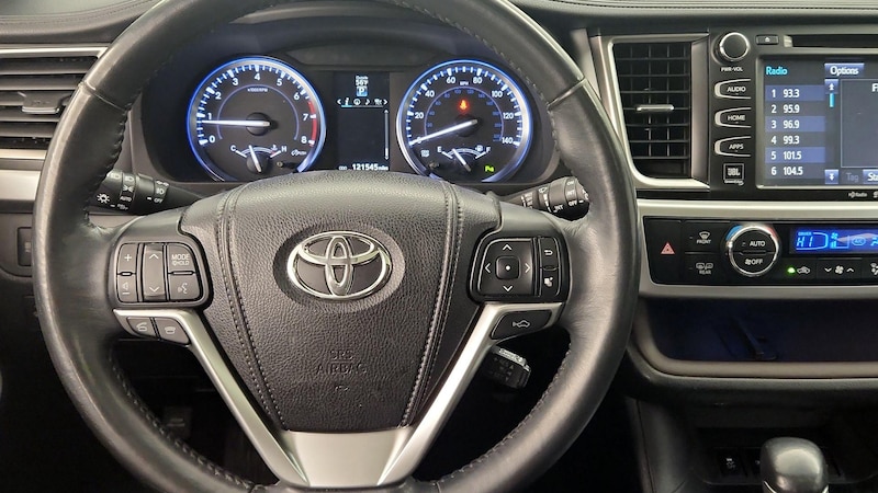 2015 Toyota Highlander Limited 10