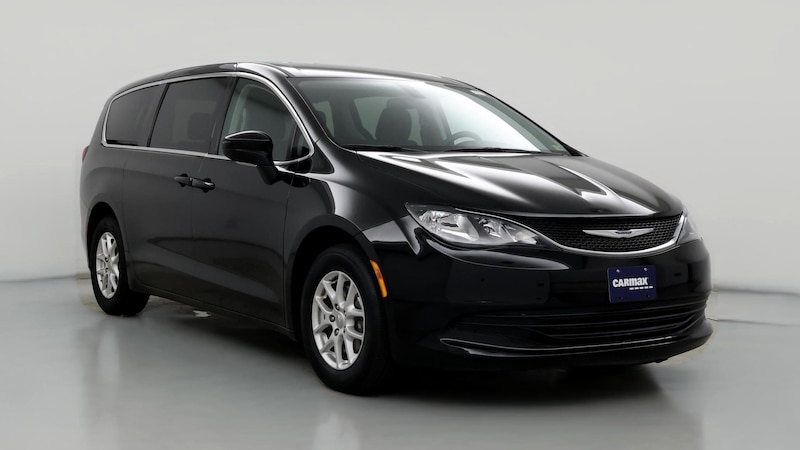 2019 Chrysler Pacifica LX Hero Image