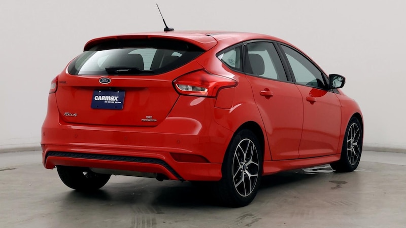 2015 Ford Focus SE 8