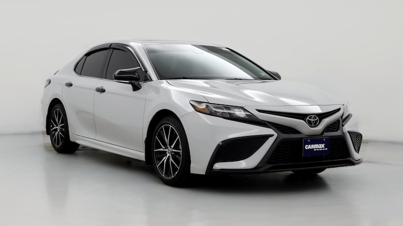 2023 Toyota Camry SE Hero Image