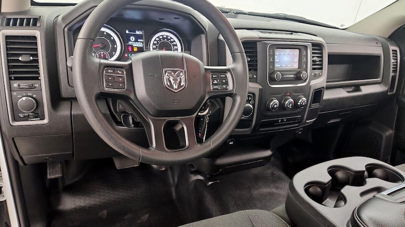 2023 RAM 1500 Classic Tradesman 9