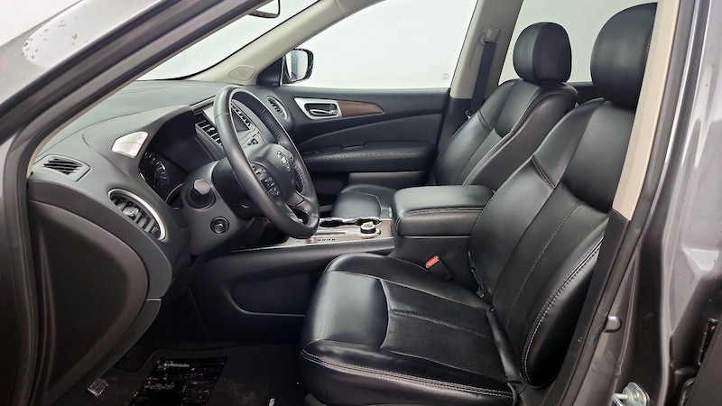 2017 Nissan Pathfinder Platinum 11