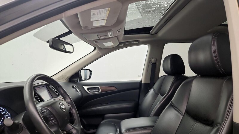 2017 Nissan Pathfinder Platinum 20