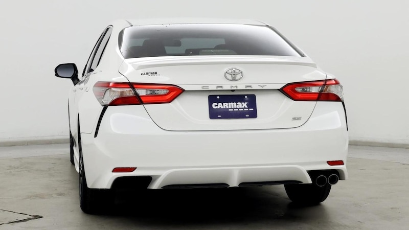 2018 Toyota Camry SE 6