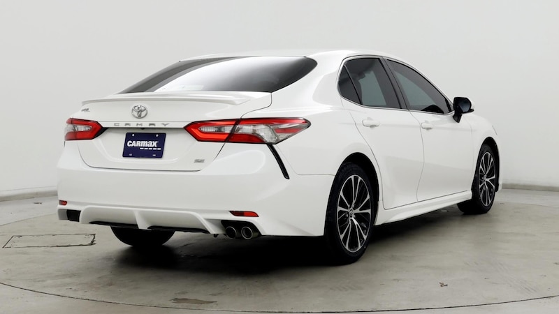 2018 Toyota Camry SE 8