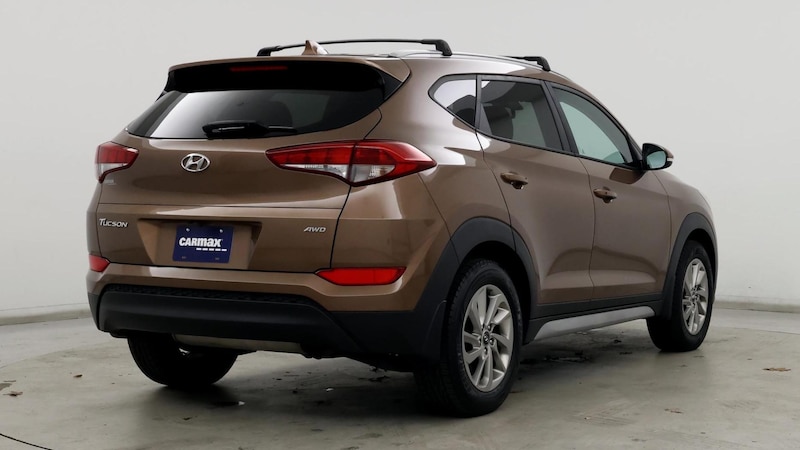 2017 Hyundai Tucson SE Plus 8