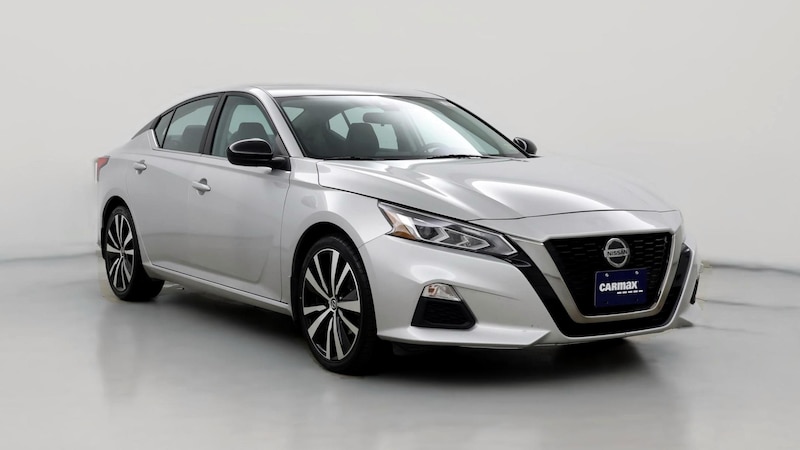 2021 Nissan Altima SR Hero Image