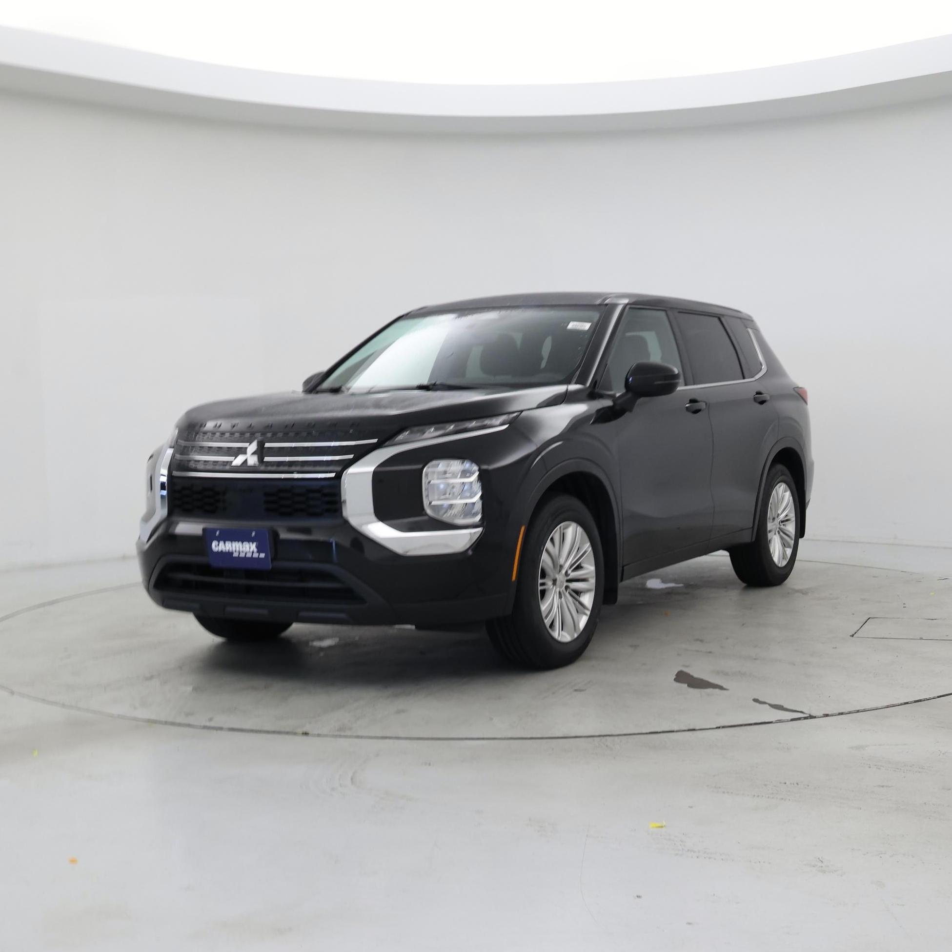 Thumbnail: 2022 Mitsubishi Outlander - 4