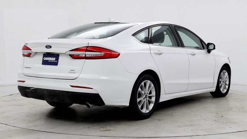 2020 Ford Fusion SE 8