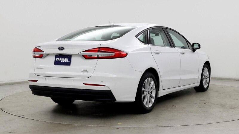 2020 Ford Fusion SE 8