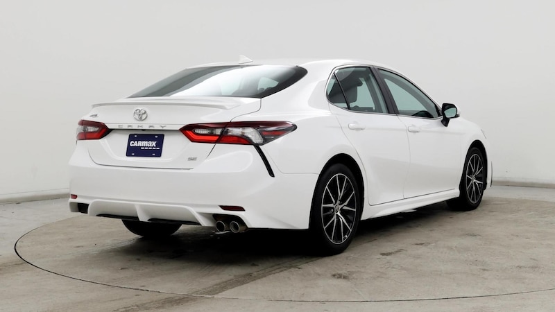 2024 Toyota Camry SE 8