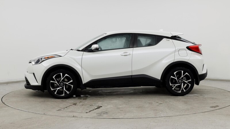 2019 Toyota C-HR XLE 3