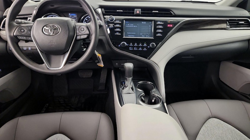 2019 Toyota Camry LE 9