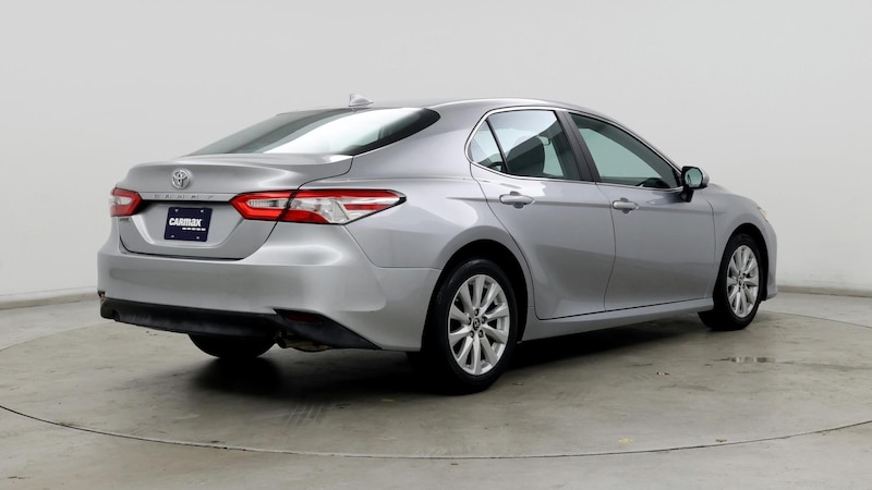 2019 Toyota Camry LE 8