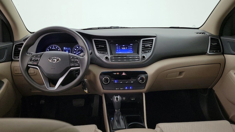 2016 Hyundai Tucson SE 9