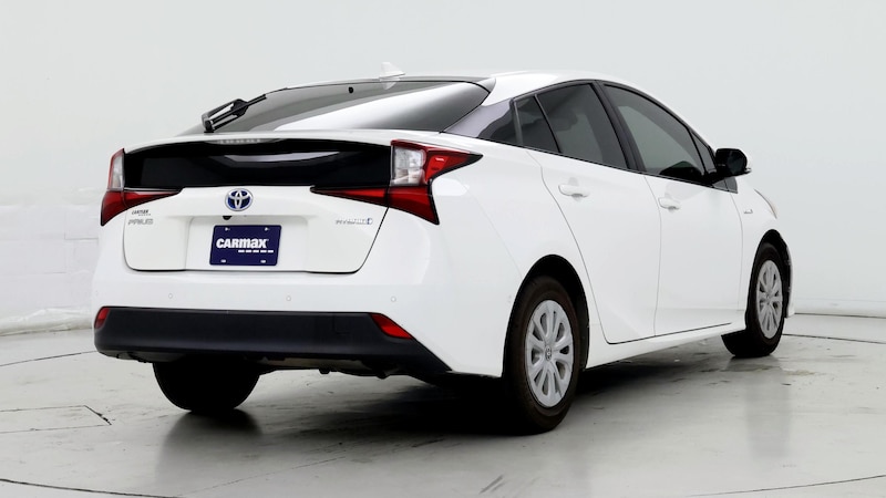 2019 Toyota Prius LE 8