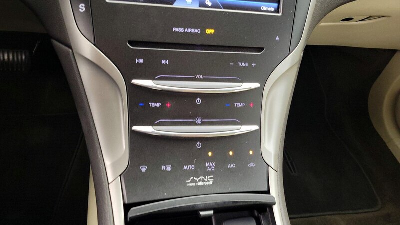 2014 Lincoln MKZ  15