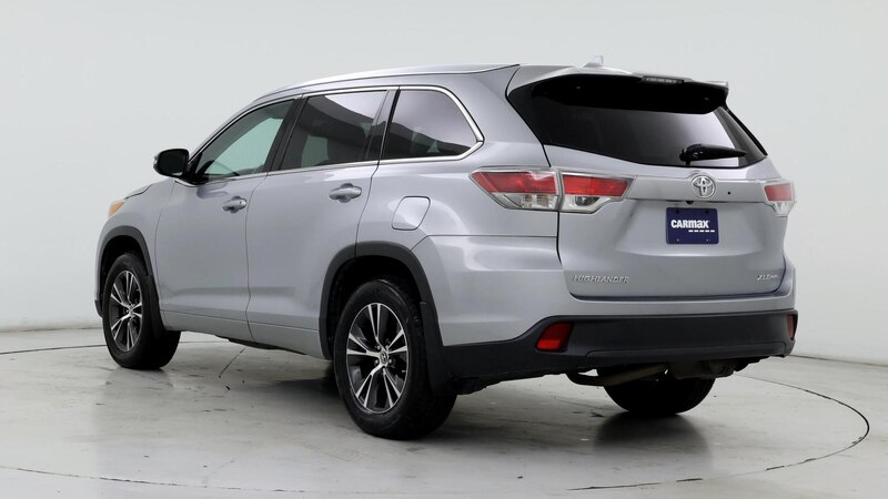 2016 Toyota Highlander XLE 2