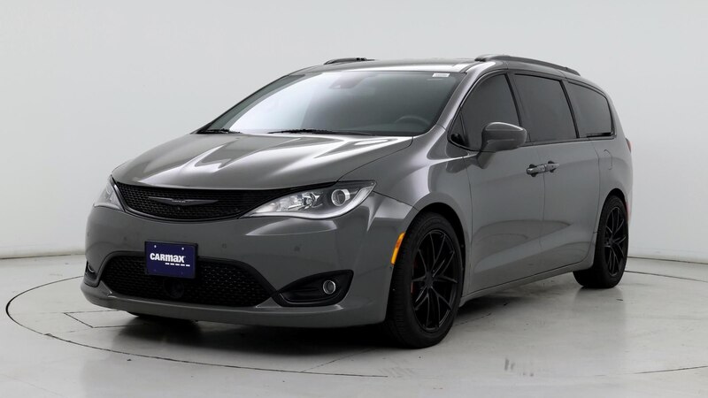 2020 Chrysler Pacifica  4