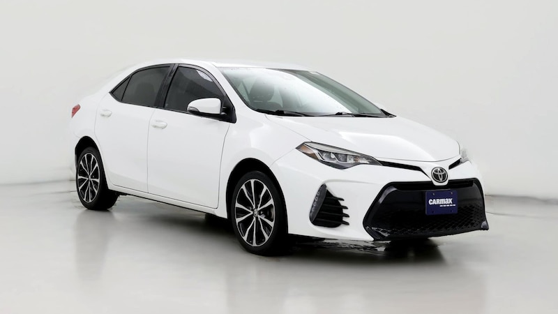 2017 Toyota Corolla SE Hero Image