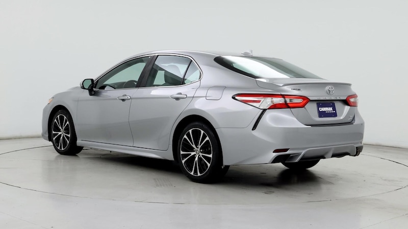 2020 Toyota Camry SE 2