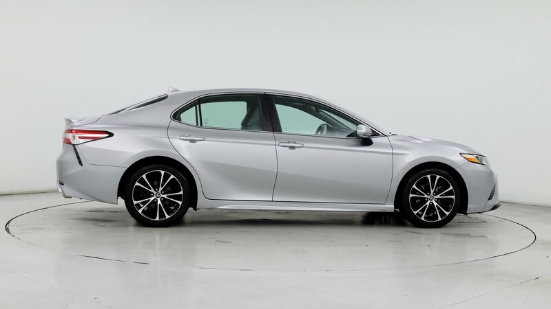 2020 Toyota Camry SE 7