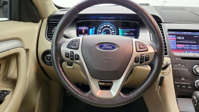 2013 Ford Taurus SEL 10