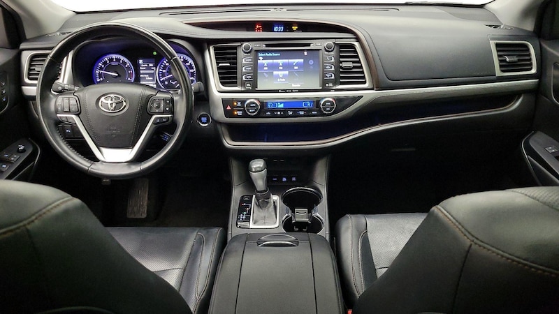 2019 Toyota Highlander Limited 9