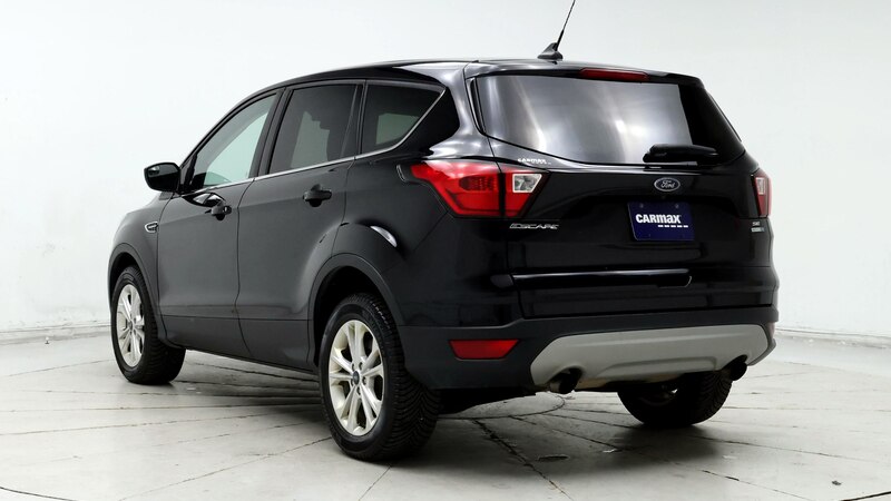 2019 Ford Escape SE 2