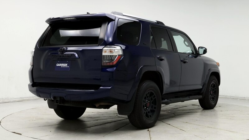 2022 Toyota 4Runner SR5 8