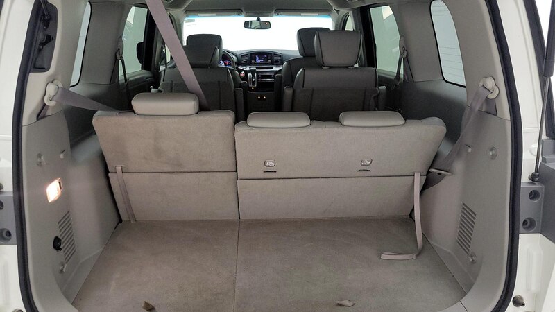 2015 Nissan Quest SL 21