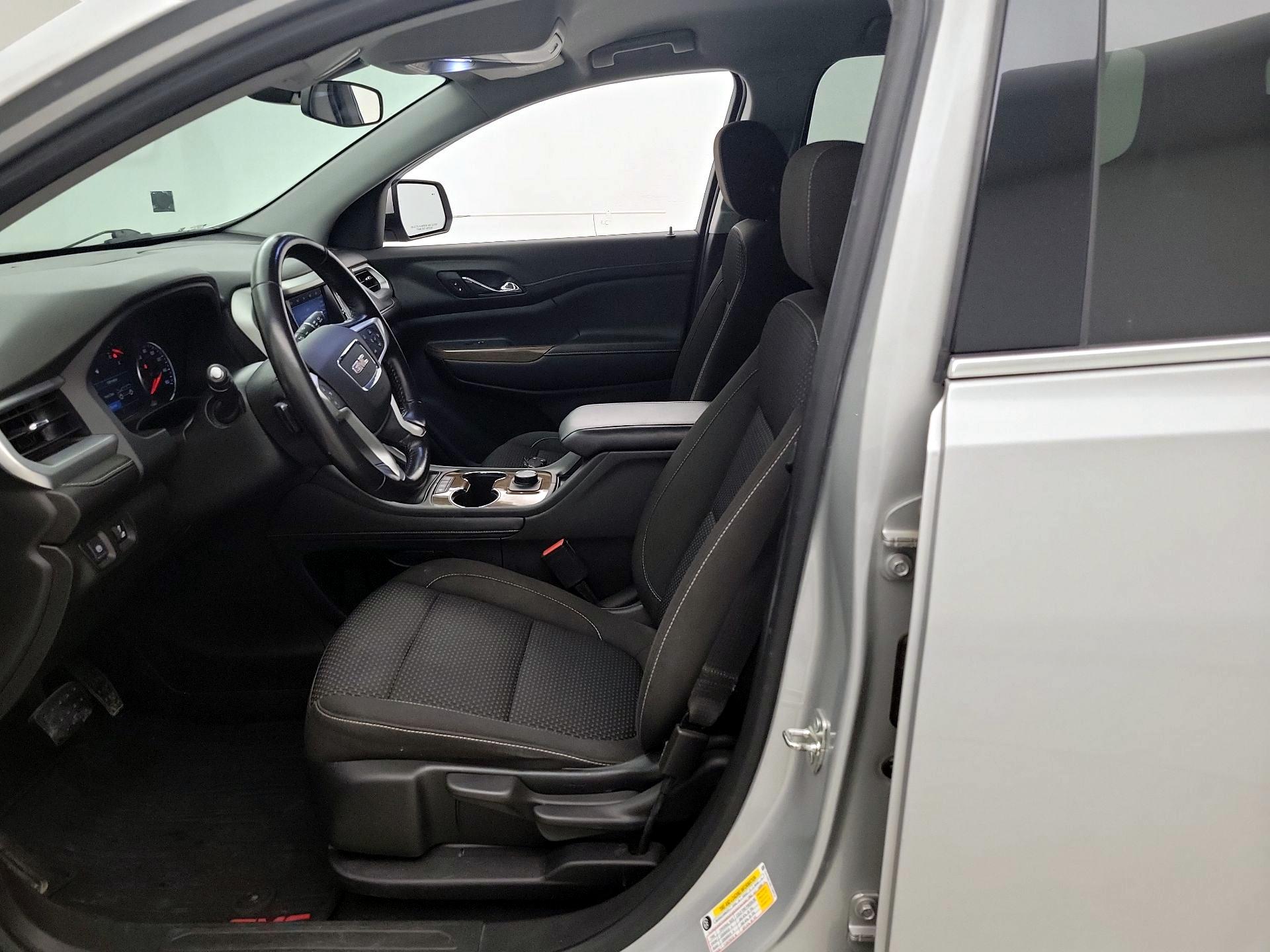 Thumbnail: 2020 GMC Acadia - 11