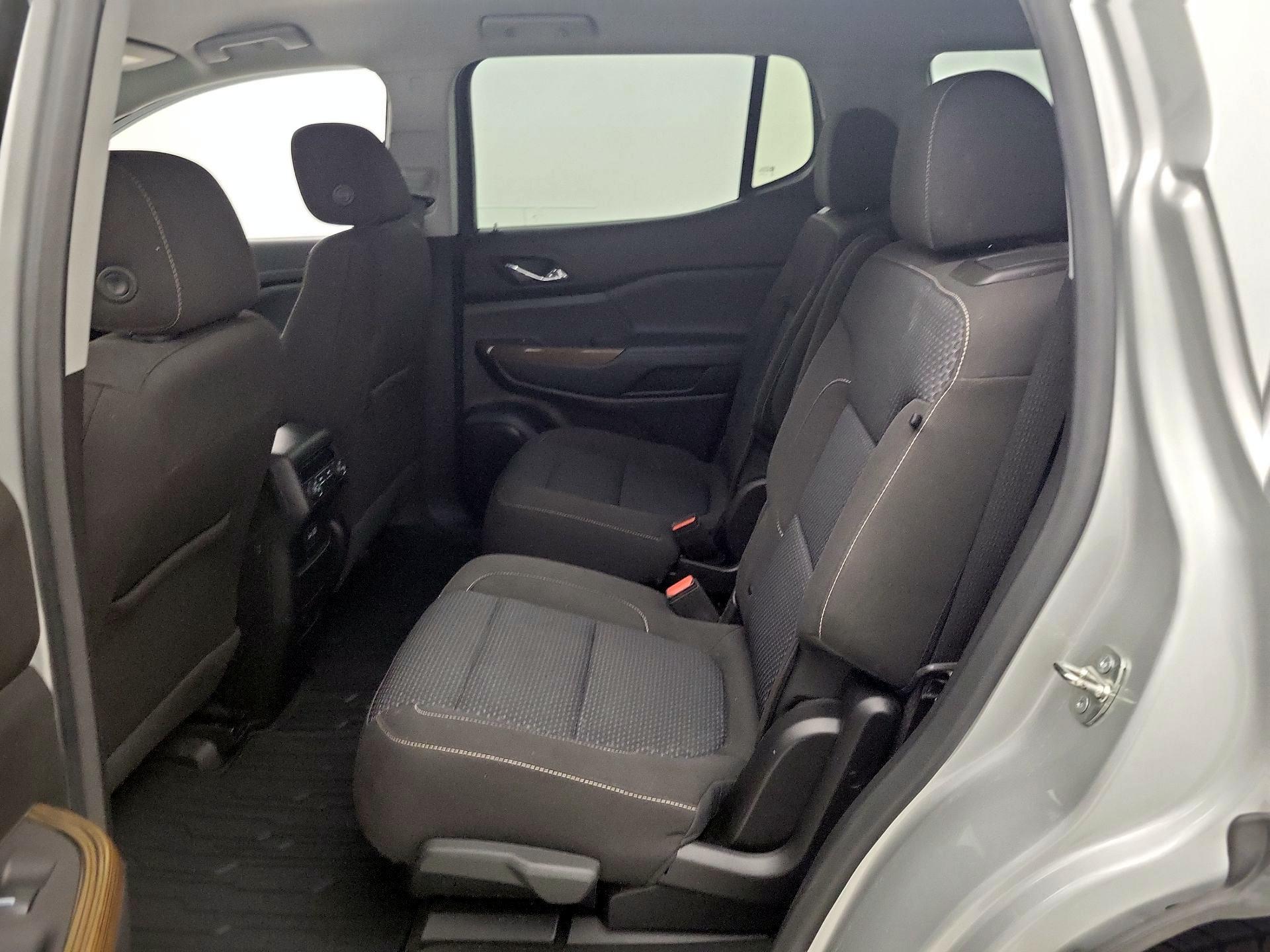 Thumbnail: 2020 GMC Acadia - 19