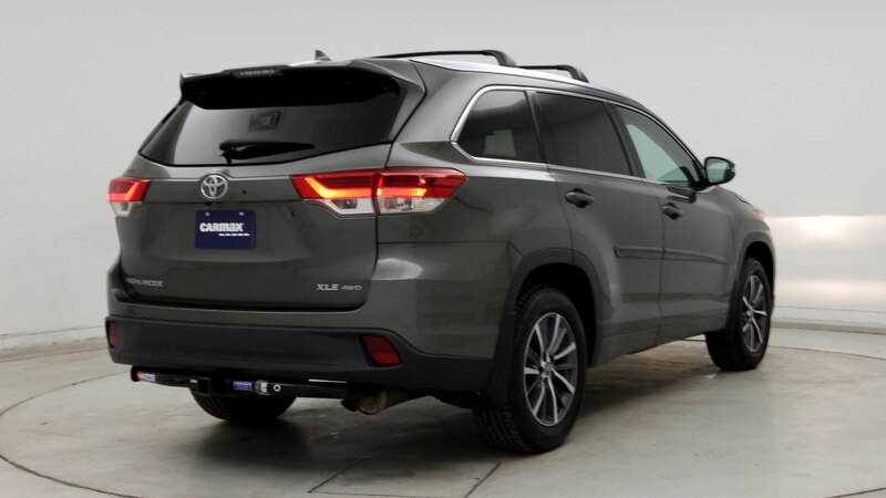 2017 Toyota Highlander XLE 8