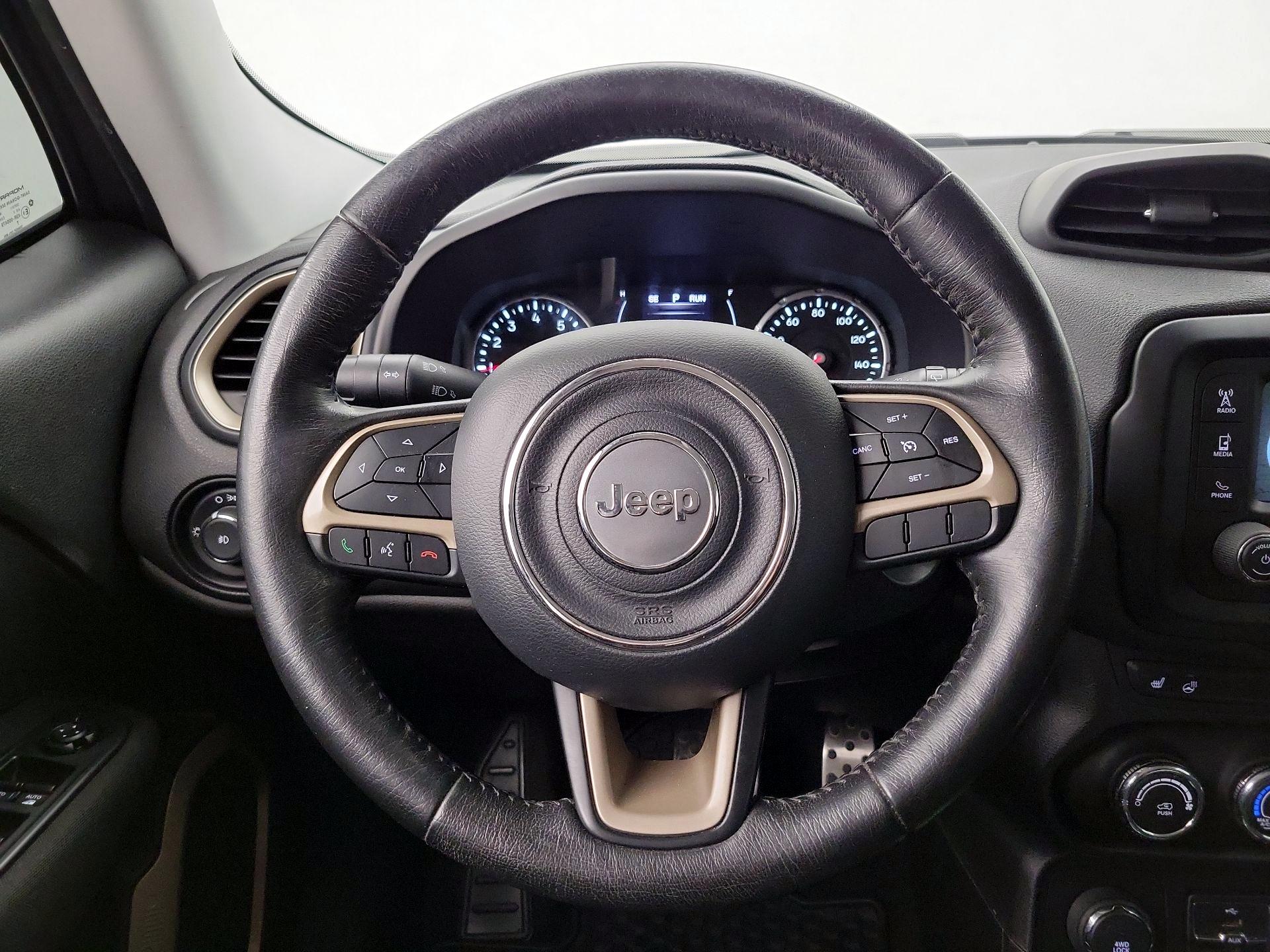 Thumbnail: 2016 Jeep Renegade - 10