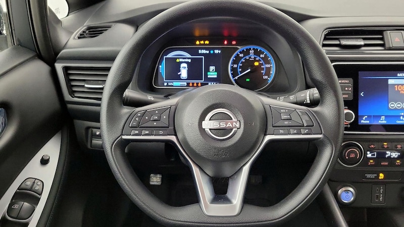 2025 Nissan Leaf S 10